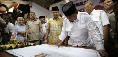 Prabowo Resmikan Kantor DPD Gerindra di Banten