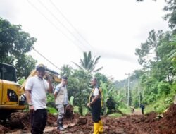 Dendi,Sebut Penyebab Bencana Banjir Akibat Buang Sampah Sembarang di Aliran Sungai