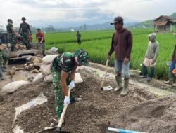 Hari Ketiga TMMD ke-127: TNI dan Masyarakat Gotong Royong Bangun Jalan dan Talud