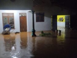 Gorong-Gorong Ambrol di Jalan Ahmad Yani Pesawaran Dibiarkan, Rumah Warga Kebanjiran Berulang Kali