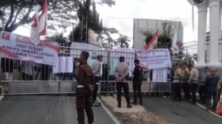 Sidang Pembuktian Dendi Ramadhona Cs Bergulir, LSMB Geruduk Kejati Lampung Desak Pengusutan Tuntas Korupsi SPAM